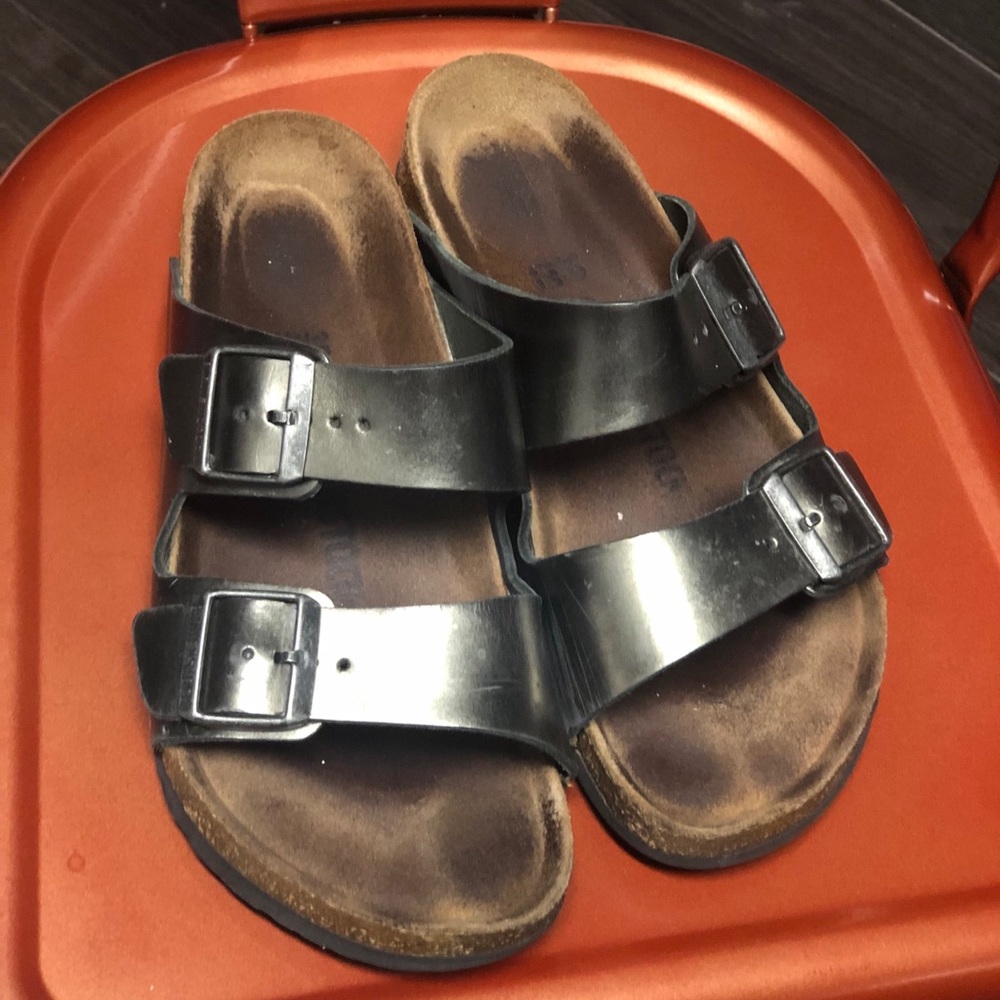 Birkenstock arizona- silver metallic- size 39